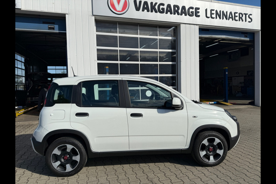 Fiat Panda 1.0 Hybrid City Cross (BOVAG/RIJKLAARPRIJS)