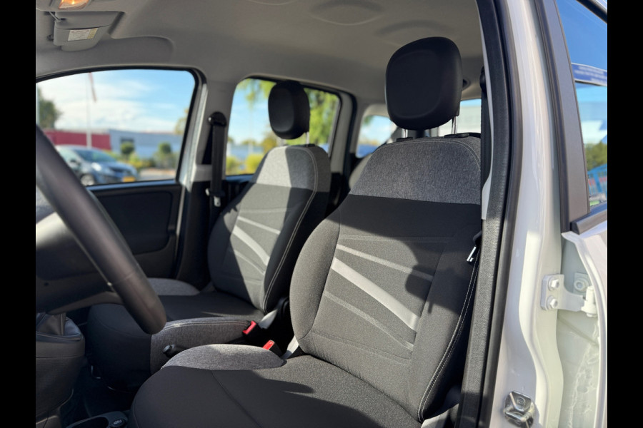 Fiat Panda 1.0 Hybrid City Cross (BOVAG/RIJKLAARPRIJS)