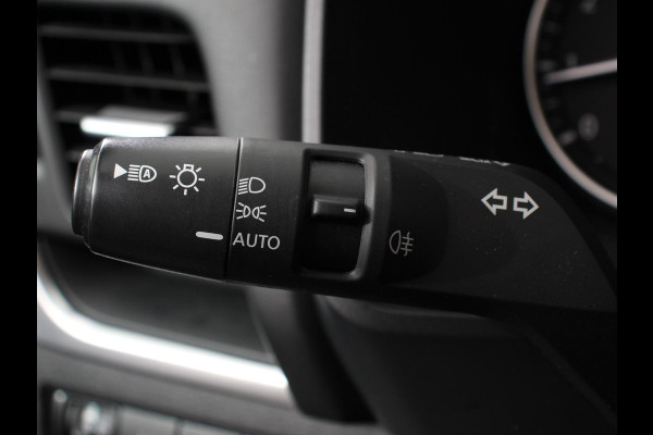 Nissan QASHQAI 1.3 MHEV Xtronic Acenta Navigatie Apple Carplay/Andoid Auto Parkeersensor achter Camera Adaptive Cruise Control Blind Spot Assist Stuur- en stoelverwarming Ledverlichting Climatronic Nissan QASHQAI 1.3 MHEV Xtronic Acenta Navigatie Apple Carplay/Andoid Auto Parkeersensor achter Camera Adaptive Cruise Control Blind Spot Assist Stuur- en stoelverwarming Ledverlichting Climatronic