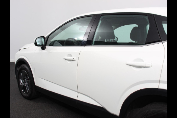 Nissan QASHQAI 1.3 MHEV Xtronic Acenta Navigatie Apple Carplay/Andoid Auto Parkeersensor achter Camera Adaptive Cruise Control Blind Spot Assist Stuur- en stoelverwarming Ledverlichting Climatronic Nissan QASHQAI 1.3 MHEV Xtronic Acenta Navigatie Apple Carplay/Andoid Auto Parkeersensor achter Camera Adaptive Cruise Control Blind Spot Assist Stuur- en stoelverwarming Ledverlichting Climatronic