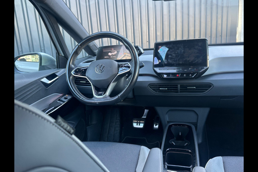 Volkswagen ID.3 First Plus 58 kWh CAMERA / STOELVERW.