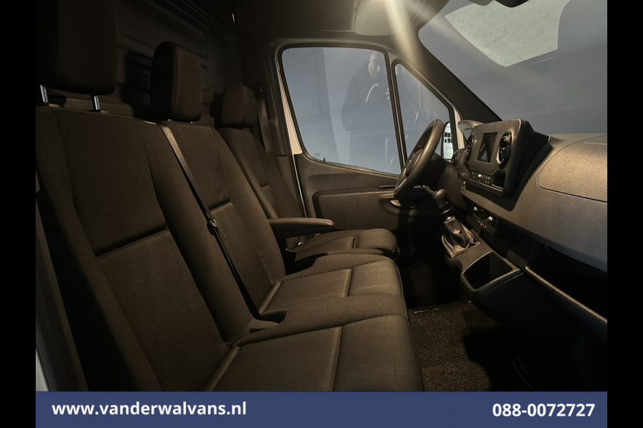 Mercedes-Benz Sprinter 317CDI 170pk L2H2 Airco | Camera | Apple Carplay | Android Auto | Trekhaak MBUX, Bijrijdersbank