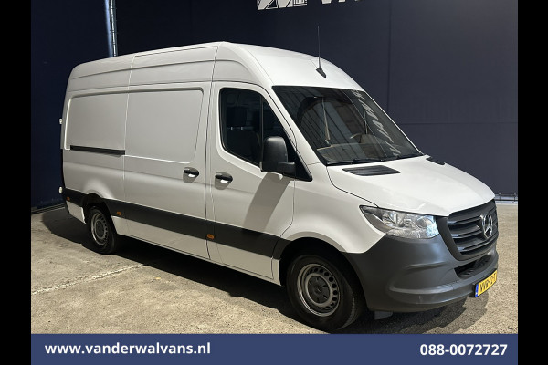 Mercedes-Benz Sprinter 317CDI 170pk L2H2 Airco | Camera | Apple Carplay | Android Auto | Trekhaak MBUX, Bijrijdersbank