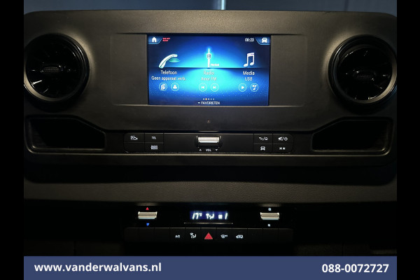 Mercedes-Benz Sprinter 317CDI 170pk L2H2 Airco | Camera | Apple Carplay | Android Auto | Trekhaak MBUX, Bijrijdersbank