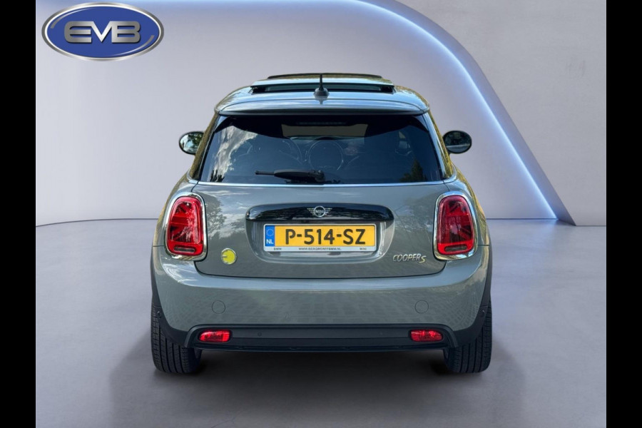 MINI Mini Electric MINI Yours 33 kWh facelift, panoramadak, lederen sportinterieur, 17 inch,achteruitrijcamera, HUD, vol opties