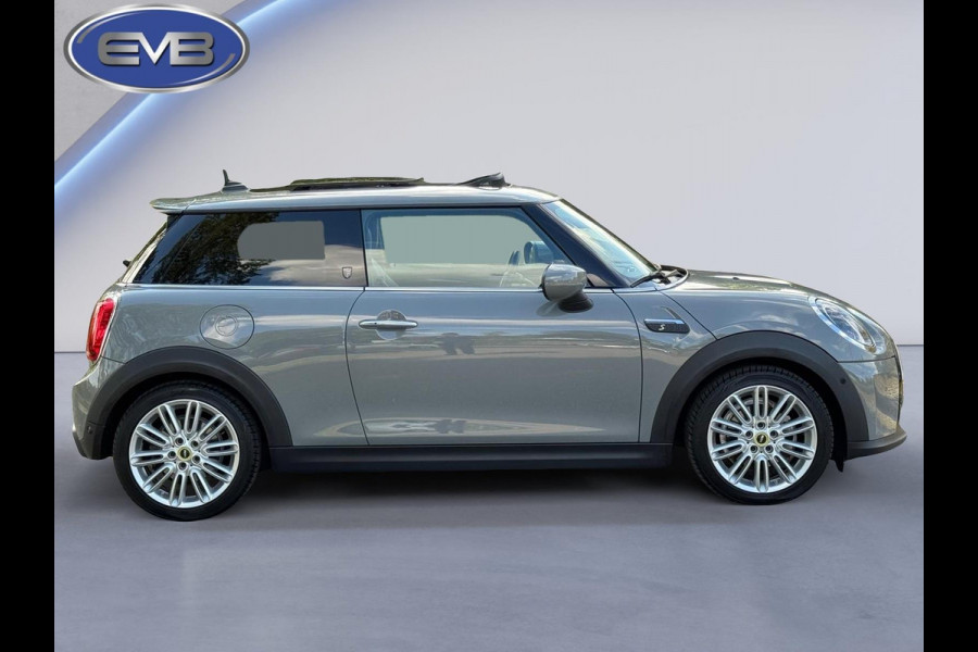 MINI Mini Electric MINI Yours 33 kWh facelift, panoramadak, lederen sportinterieur, 17 inch,achteruitrijcamera, HUD, vol opties