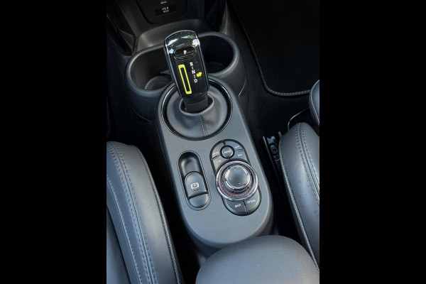 MINI Mini Electric MINI Yours 33 kWh facelift, panoramadak, lederen sportinterieur, 17 inch,achteruitrijcamera, HUD, vol opties