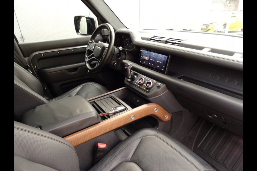 Land Rover Defender 3.0 P400 110 X-Dynamic HSE * V6 * EYE-CATCHER * LUXE UITV. !!