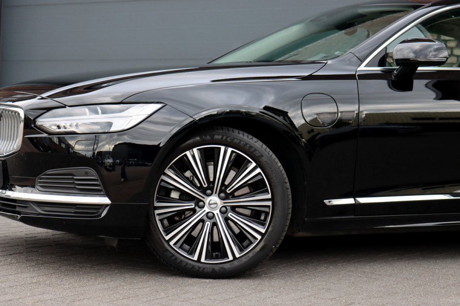Volvo S90 2.0 T8 Plug-In Hybrid AWD Plus Bright | Pilot Assist | Leder | Memory | Trekhaak | Camera | Achterbank Verwarmd | Verwarmd Stuurwiel | Apple Carplay/Android Auto |