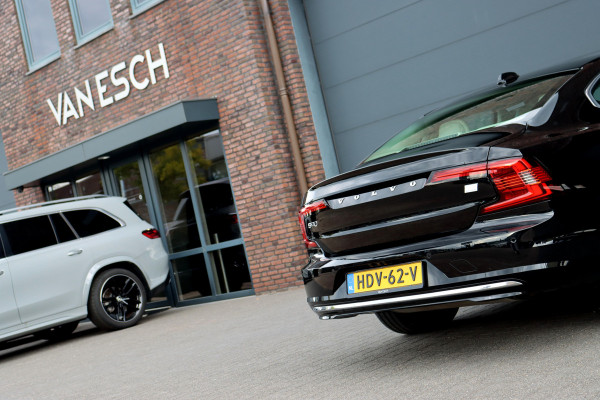 Volvo S90 2.0 T8 Plug-In Hybrid AWD Plus Bright | Pilot Assist | Leder | Memory | Trekhaak | Camera | Achterbank Verwarmd | Verwarmd Stuurwiel | Apple Carplay/Android Auto |
