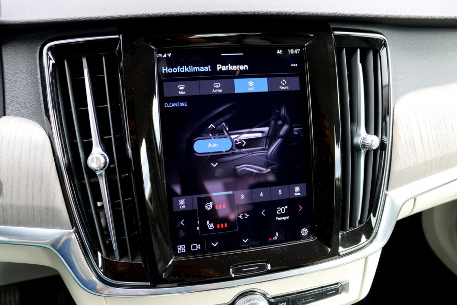 Volvo S90 2.0 T8 Plug-In Hybrid AWD Plus Bright | Pilot Assist | Leder | Memory | Trekhaak | Camera | Achterbank Verwarmd | Verwarmd Stuurwiel | Apple Carplay/Android Auto |
