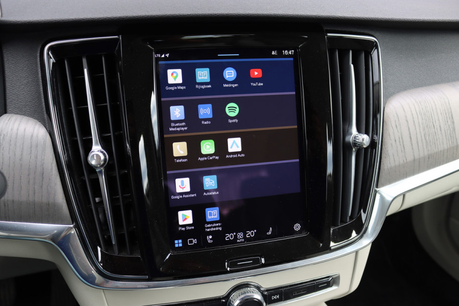Volvo S90 2.0 T8 Plug-In Hybrid AWD Plus Bright | Pilot Assist | Leder | Memory | Trekhaak | Camera | Achterbank Verwarmd | Verwarmd Stuurwiel | Apple Carplay/Android Auto |