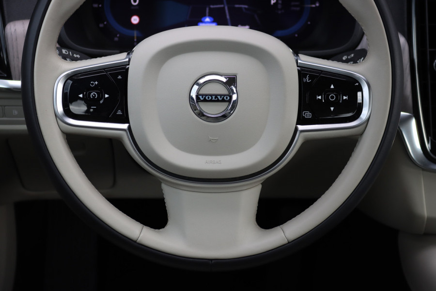 Volvo S90 2.0 T8 Plug-In Hybrid AWD Plus Bright | Pilot Assist | Leder | Memory | Trekhaak | Camera | Achterbank Verwarmd | Verwarmd Stuurwiel | Apple Carplay/Android Auto |