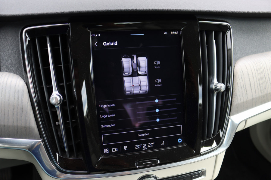 Volvo S90 2.0 T8 Plug-In Hybrid AWD Plus Bright | Pilot Assist | Leder | Memory | Trekhaak | Camera | Achterbank Verwarmd | Verwarmd Stuurwiel | Apple Carplay/Android Auto |