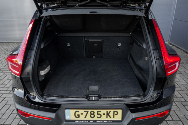 Volvo XC40 1.5 T3 R-Design 164PK Automaat ACC Camera 18"