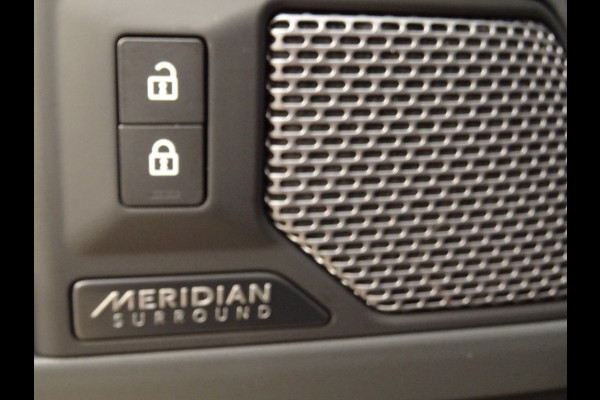 Land Rover Defender 3.0 P400 110 X-Dynamic HSE * V6 * EYE-CATCHER * LUXE UITV. !!