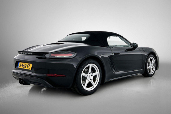 Porsche 718 Boxster 2.0 AANBIEDING!!!(Perfect OnderH, Sport Chrono, Sport Uitlaat, StoelV, Parkeersensoren, Navi, Cruise Con, Etc)