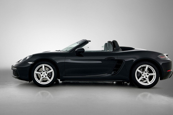 Porsche 718 Boxster 2.0 AANBIEDING!!!(Perfect OnderH, Sport Chrono, Sport Uitlaat, StoelV, Parkeersensoren, Navi, Cruise Con, Etc)