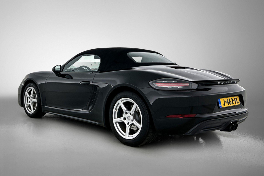 Porsche 718 Boxster 2.0 AANBIEDING!!!(Perfect OnderH, Sport Chrono, Sport Uitlaat, StoelV, Parkeersensoren, Navi, Cruise Con, Etc)