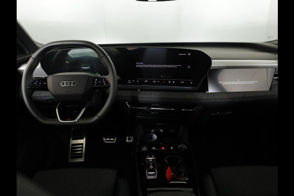 Audi Q6 S Edition e-tron perf 225kW/306pk 100Kwh Hatchback Audi Q6 e-tron S edition performance 100 kWh Omgevingscamera's, adaptive cruise control, ledkoplampen plus, stoelverwarming voor en achter, comfortpakket
