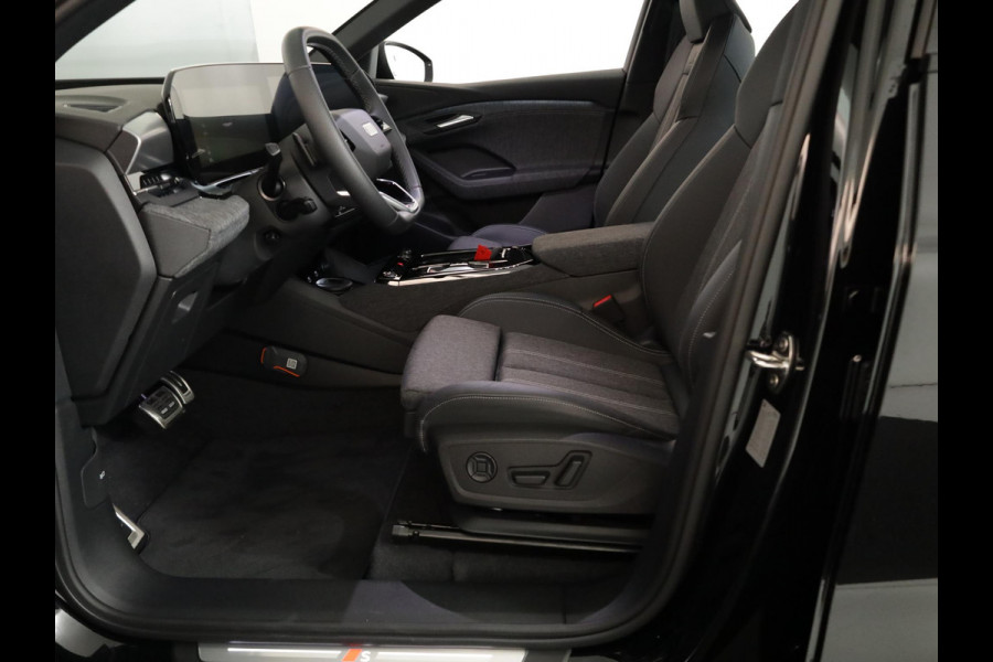 Audi Q6 S Edition e-tron perf 225kW/306pk 100Kwh Hatchback Audi Q6 e-tron S edition performance 100 kWh Omgevingscamera's, adaptive cruise control, ledkoplampen plus, stoelverwarming voor en achter, comfortpakket