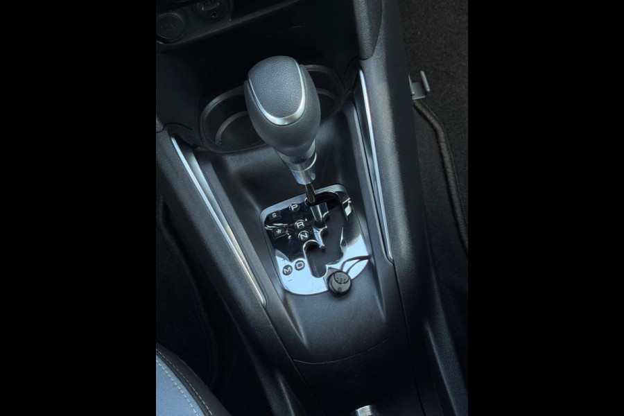 Peugeot 208 1.2 PureTech AUTOMAAT Allure, 21000 km, 5 deurs, 1 e eigenaar, Nederlandse auto met nationale auto pas