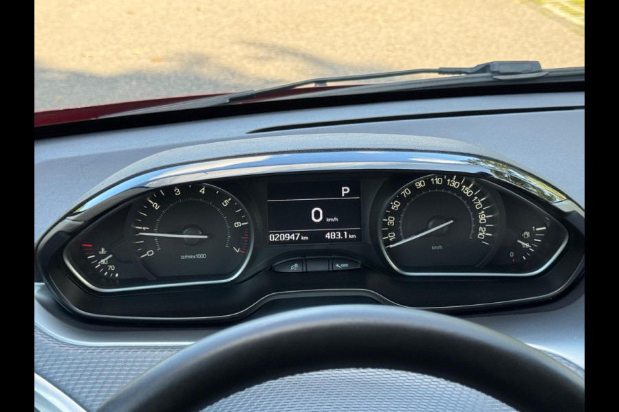 Peugeot 208 1.2 PureTech AUTOMAAT Allure, 21000 km, 5 deurs, 1 e eigenaar, Nederlandse auto met nationale auto pas