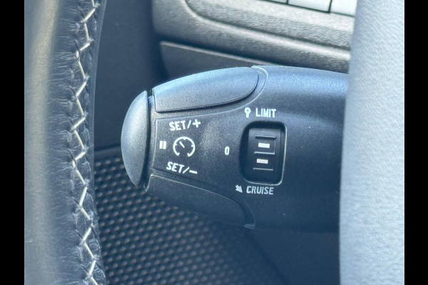 Peugeot 208 1.2 PureTech AUTOMAAT Allure, 21000 km, 5 deurs, 1 e eigenaar, Nederlandse auto met nationale auto pas