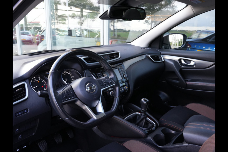 Nissan QASHQAI 1.3 DIG-T N-Motion | Panoramadak | LED | Navigatie | DAB | Climate Control
