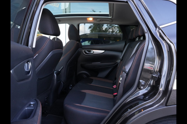 Nissan QASHQAI 1.3 DIG-T N-Motion | Panoramadak | LED | Navigatie | DAB | Climate Control