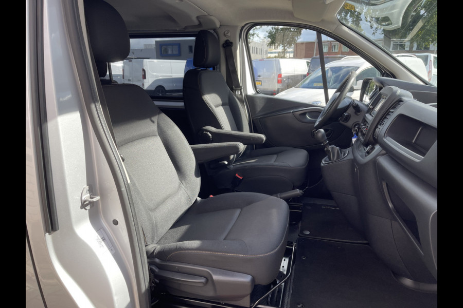 Fiat Talento 1.6 MJ 125pk EcoJet L2H1 luxe DC 5 persoons SX / vaste prijs rijklaar € 17.950 ex btw / lease vanaf € 302 / zilver metallic / euro 6 / bpm vrij / airco / cruise / navi / trekhaak !