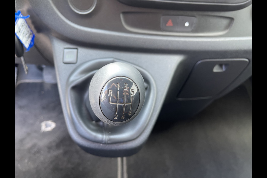 Fiat Talento 1.6 MJ 125pk EcoJet L2H1 luxe DC 5 persoons SX / vaste prijs rijklaar € 17.950 ex btw / lease vanaf € 302 / zilver metallic / euro 6 / bpm vrij / airco / cruise / navi / trekhaak !