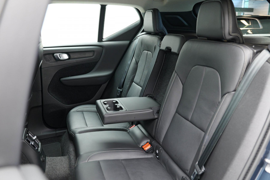 Volvo XC40 1.5 T4 Recharge |Leder|Carplay|Camera|Adaptive|