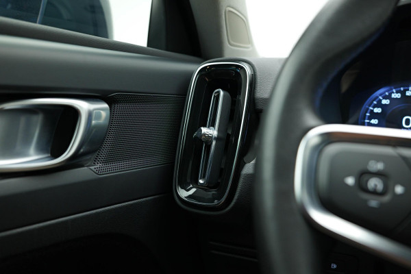 Volvo XC40 1.5 T4 Recharge |Leder|Carplay|Camera|Adaptive|