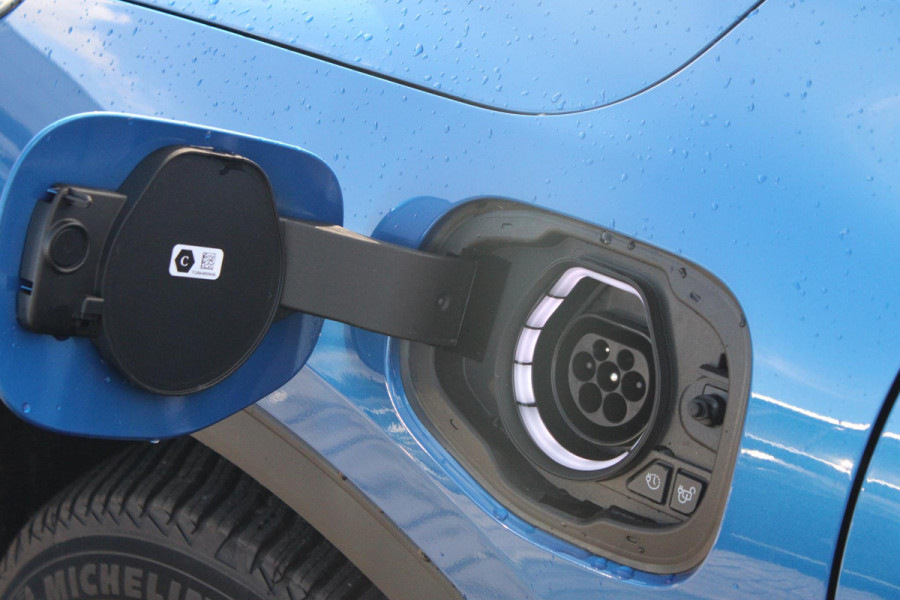 Ford Kuga 2.5 PHEV Titanium 243pk | Driver Assistance Pack | Winterpack | Wegklapbare Trekhaak | All Weatherbanden