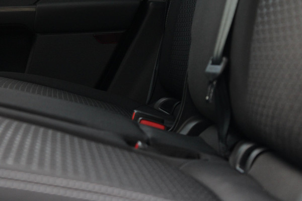 Ford Kuga 2.5 PHEV Titanium 243pk | Driver Assistance Pack | Winterpack | Wegklapbare Trekhaak | All Weatherbanden