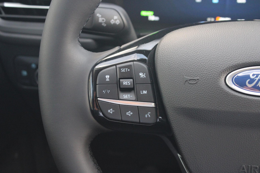 Ford Kuga 2.5 PHEV Titanium 243pk | Driver Assistance Pack | Winterpack | Wegklapbare Trekhaak | All Weatherbanden