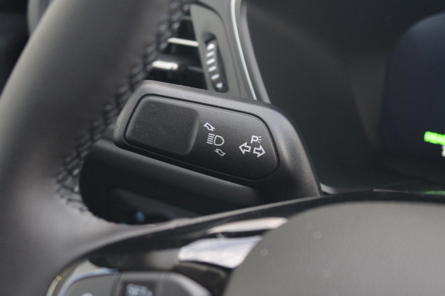 Ford Kuga 2.5 PHEV Titanium 243pk | Driver Assistance Pack | Winterpack | Wegklapbare Trekhaak | All Weatherbanden
