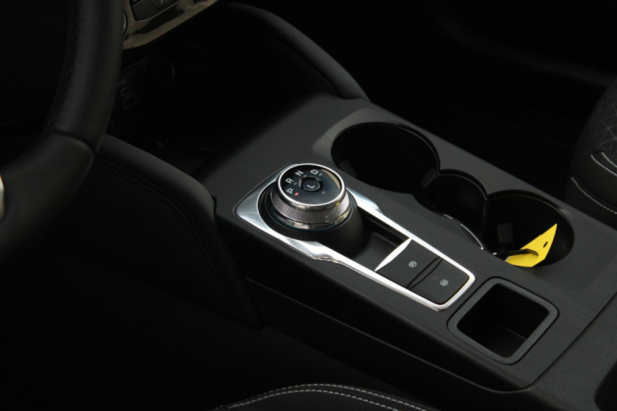 Ford Kuga 2.5 PHEV Titanium 243pk | Driver Assistance Pack | Winterpack | Wegklapbare Trekhaak | All Weatherbanden
