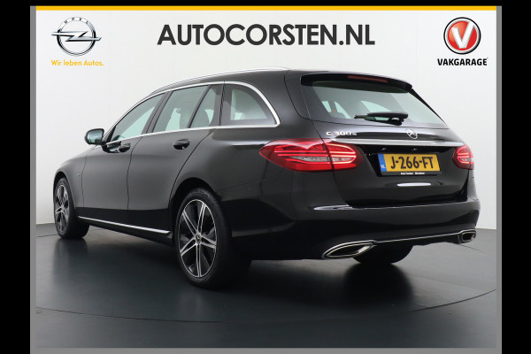 Mercedes-Benz C-Klasse Estate 300e AUT-9 320pk Leder PHEV Hybrid Virtual Cockpit Apple Carplay Android Auto Adaptive-Cruise Lane-Assist High Performanc Keyless Dual-Ecc Distronic+ Rijassistentiepakket Park-Assist Verkeersbord-Herkenning Origineel Nederlandse Auto Nieuwprijs €59.000 320PK 700Nm Koppel