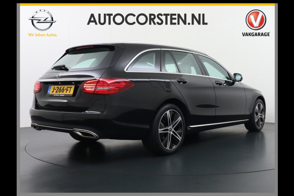 Mercedes-Benz C-Klasse Estate 300e AUT-9 320pk Leder PHEV Hybrid Virtual Cockpit Apple Carplay Android Auto Adaptive-Cruise Lane-Assist High Performanc Keyless Dual-Ecc Distronic+ Rijassistentiepakket Park-Assist Verkeersbord-Herkenning Origineel Nederlandse Auto Nieuwprijs €59.000 320PK 700Nm Koppel