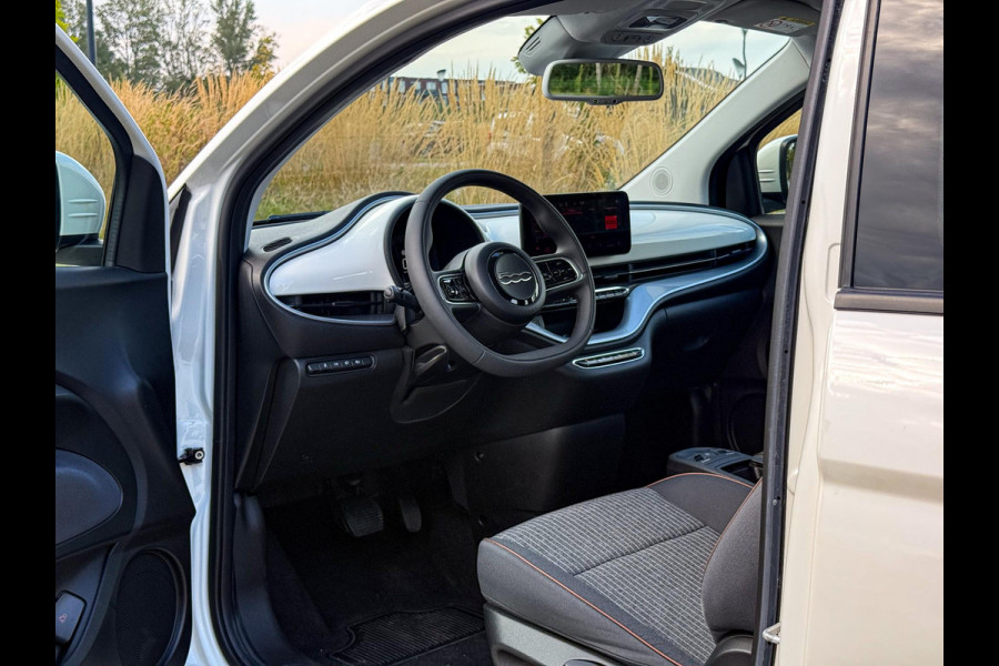 Fiat 500E Icon 42 kWh Keyless| Magic-Eye|Snelladen|Nov 2022!