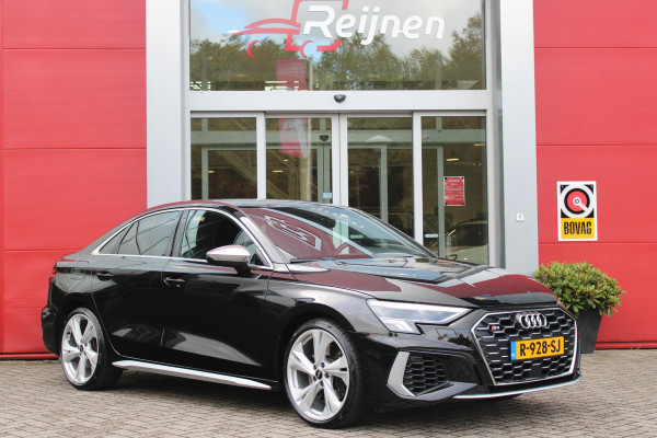 Audi A3 Limousine 2.0 TFSI 310PK S3 QUATTRO | APPLE CARPLAY/ANDROID AUTO | STOEL VERWARMING | S-LINE INTERIEUR/EXTERIEUR | SPORT STUUR S-LINE MET SCHAKEL FUNCTIE | NAVIGATIE | VIRTUAL COCKPIT PLUS | GLANS PAKKET | CRUISE CONTROL | ADVANCED KEY | AMBIENTE VERLICHTING | LANE ASSIST | CLIMATE CONTROL | FULL LED KOPLAMPEN | SPORT STOELEN | PARKEER SENSOREN ACHTER | S SPORTONDERSTEL | S REMMEN | DRAADLOZE TELEFOONLADER |