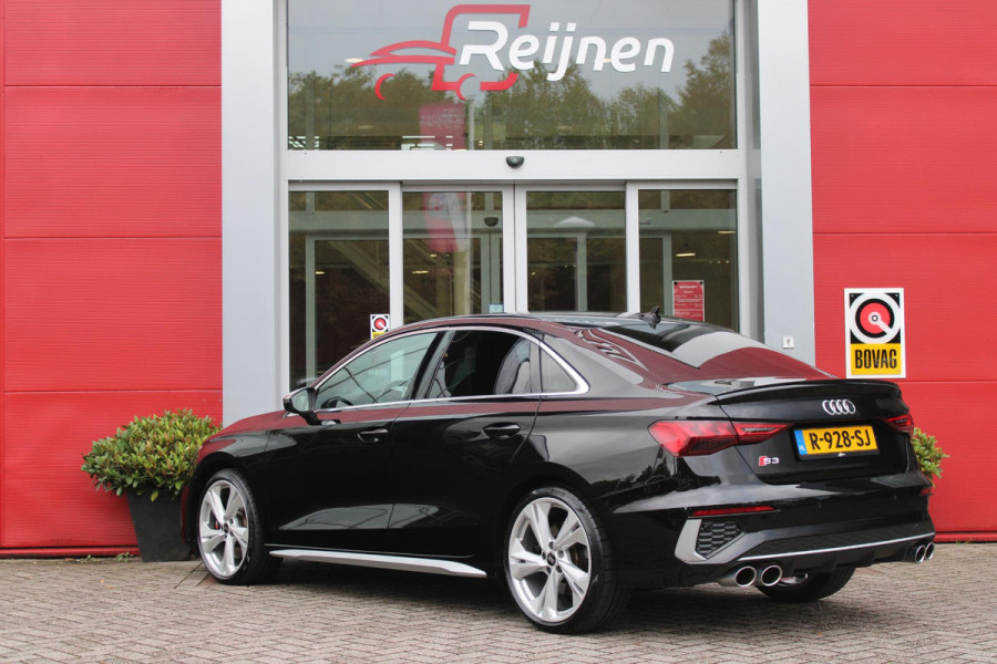 Audi A3 Limousine 2.0 TFSI 310PK S3 QUATTRO | APPLE CARPLAY/ANDROID AUTO | STOEL VERWARMING | S-LINE INTERIEUR/EXTERIEUR | SPORT STUUR S-LINE MET SCHAKEL FUNCTIE | NAVIGATIE | VIRTUAL COCKPIT PLUS | GLANS PAKKET | CRUISE CONTROL | ADVANCED KEY | AMBIENTE VERLICHTING | LANE ASSIST | CLIMATE CONTROL | FULL LED KOPLAMPEN | SPORT STOELEN | PARKEER SENSOREN ACHTER | S SPORTONDERSTEL | S REMMEN | DRAADLOZE TELEFOONLADER |