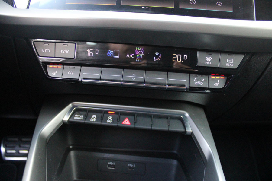 Audi A3 Limousine 2.0 TFSI 310PK S3 QUATTRO | APPLE CARPLAY/ANDROID AUTO | STOEL VERWARMING | S-LINE INTERIEUR/EXTERIEUR | SPORT STUUR S-LINE MET SCHAKEL FUNCTIE | NAVIGATIE | VIRTUAL COCKPIT PLUS | GLANS PAKKET | CRUISE CONTROL | ADVANCED KEY | AMBIENTE VERLICHTING | LANE ASSIST | CLIMATE CONTROL | FULL LED KOPLAMPEN | SPORT STOELEN | PARKEER SENSOREN ACHTER | S SPORTONDERSTEL | S REMMEN | DRAADLOZE TELEFOONLADER |
