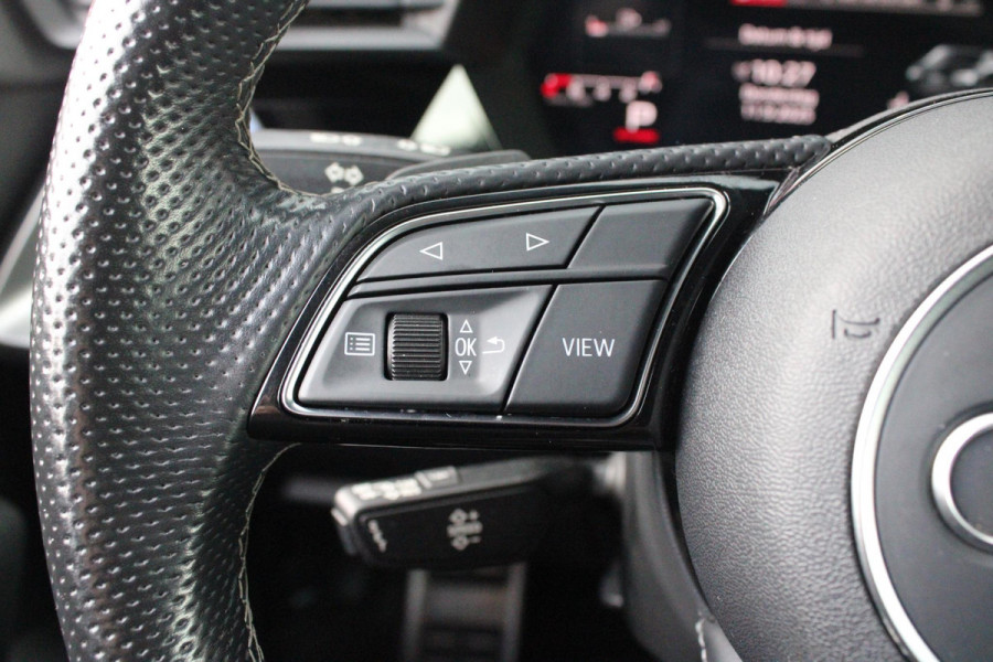 Audi A3 Limousine 2.0 TFSI 310PK S3 QUATTRO | APPLE CARPLAY/ANDROID AUTO | STOEL VERWARMING | S-LINE INTERIEUR/EXTERIEUR | SPORT STUUR S-LINE MET SCHAKEL FUNCTIE | NAVIGATIE | VIRTUAL COCKPIT PLUS | GLANS PAKKET | CRUISE CONTROL | ADVANCED KEY | AMBIENTE VERLICHTING | LANE ASSIST | CLIMATE CONTROL | FULL LED KOPLAMPEN | SPORT STOELEN | PARKEER SENSOREN ACHTER | S SPORTONDERSTEL | S REMMEN | DRAADLOZE TELEFOONLADER |