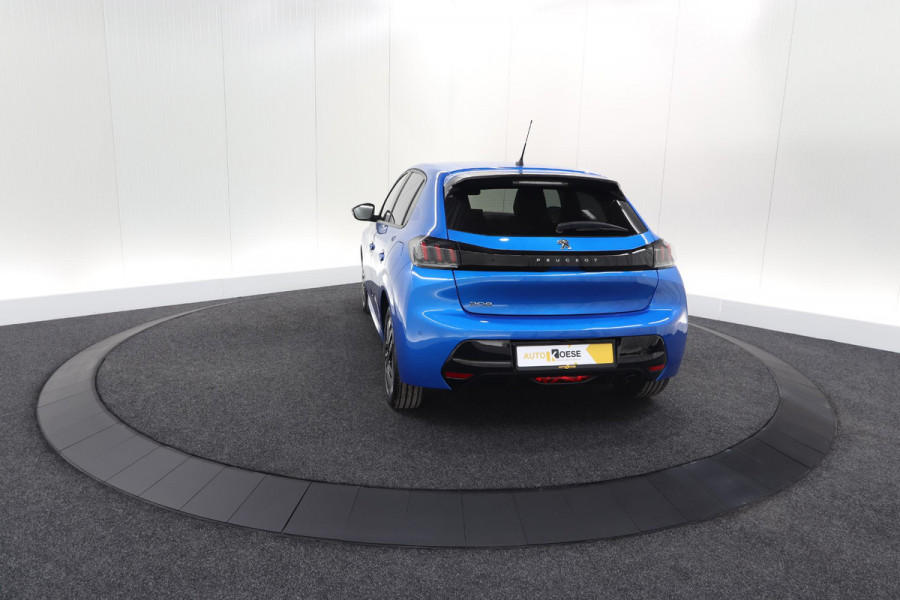 Peugeot 208 PureTech 100 Allure | Stoelverwarming | Adaptieve Cruise Control | Camera | Apple Carplay