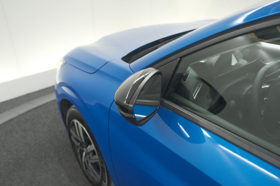 Peugeot 208 PureTech 100 Allure | Stoelverwarming | Adaptieve Cruise Control | Camera | Apple Carplay