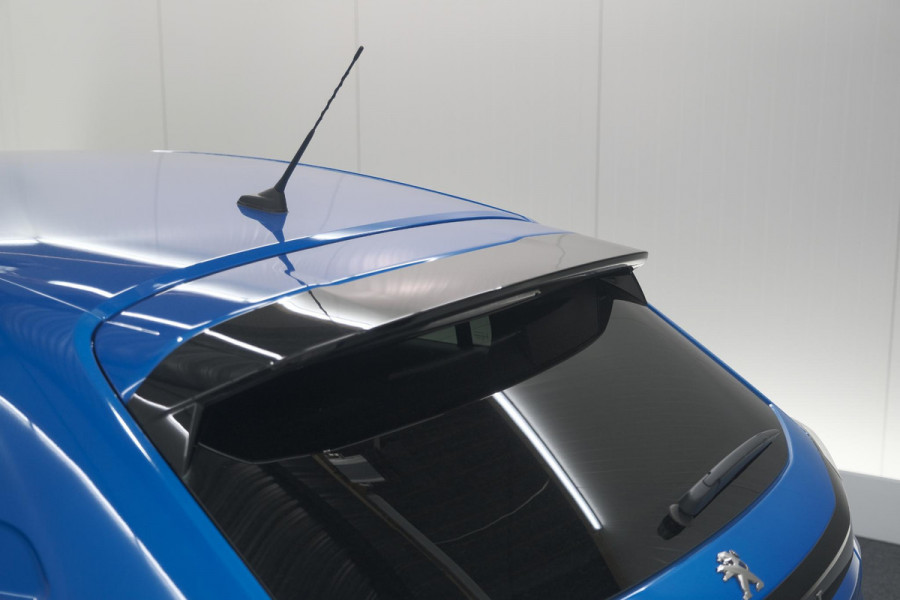 Peugeot 208 PureTech 100 Allure | Stoelverwarming | Adaptieve Cruise Control | Camera | Apple Carplay