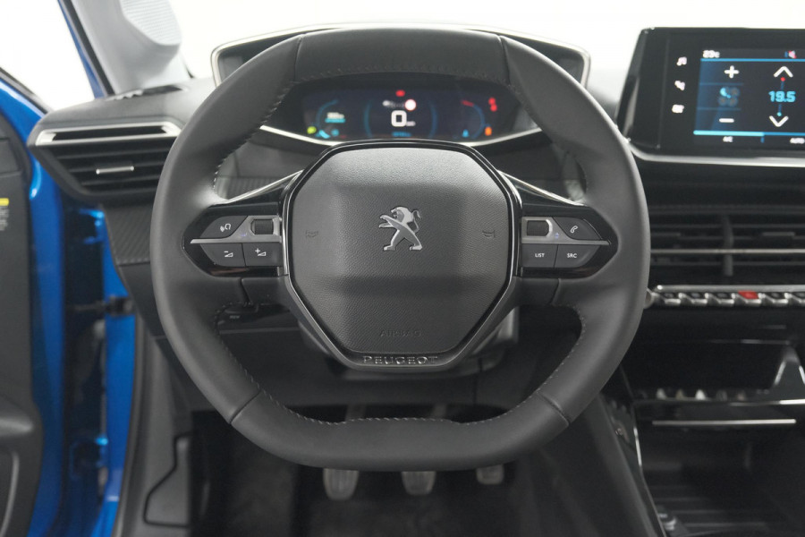 Peugeot 208 PureTech 100 Allure | Stoelverwarming | Adaptieve Cruise Control | Camera | Apple Carplay